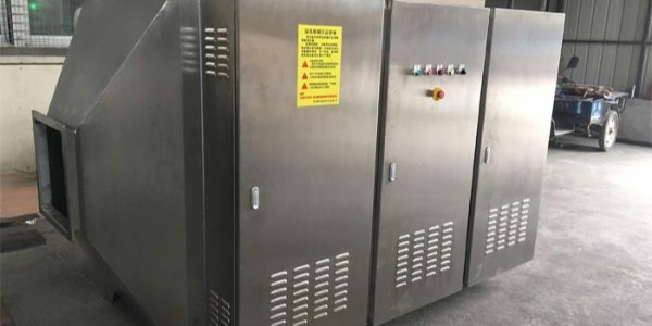 【耀先小貼士】<i style='color:red'>光催化</i>氧化設備的工作原理與實際使用一次給您！